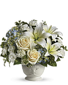 Beautiful Dreams by Teleflora